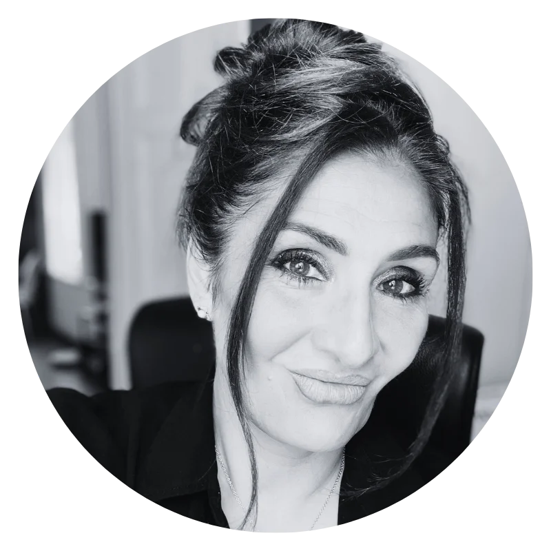 Zisidou Alexandra testformálási szakértő